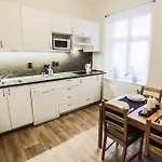 مكان Smečky 14 براغ